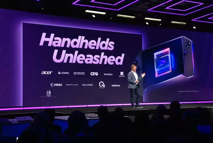 英特尔计划为游戏掌机开发定制版Panther Lake处理器(图1)