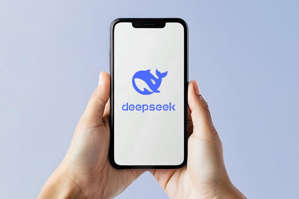 一周AI大事：DeepSeek炒股“封神”，OpenAI自建 - 幕帆 AI 科技