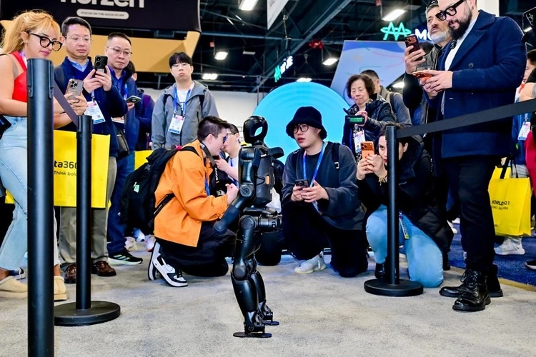 CES 2026 机器人最大黑马！让“个人机器人”从概念变现实(图1)