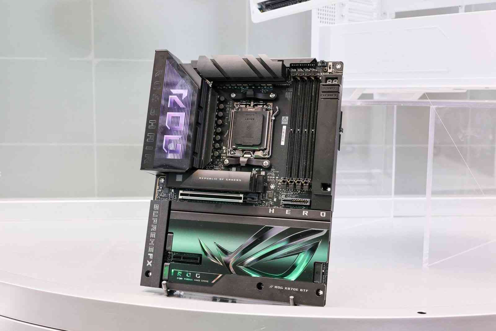 华硕主板撼动BW2025 ROG玩+乐园引玩家狂欢(图20)