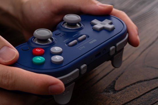 八位堂十二周年献礼！复古旗舰Pro 3蓝牙手柄正式发布(图7)