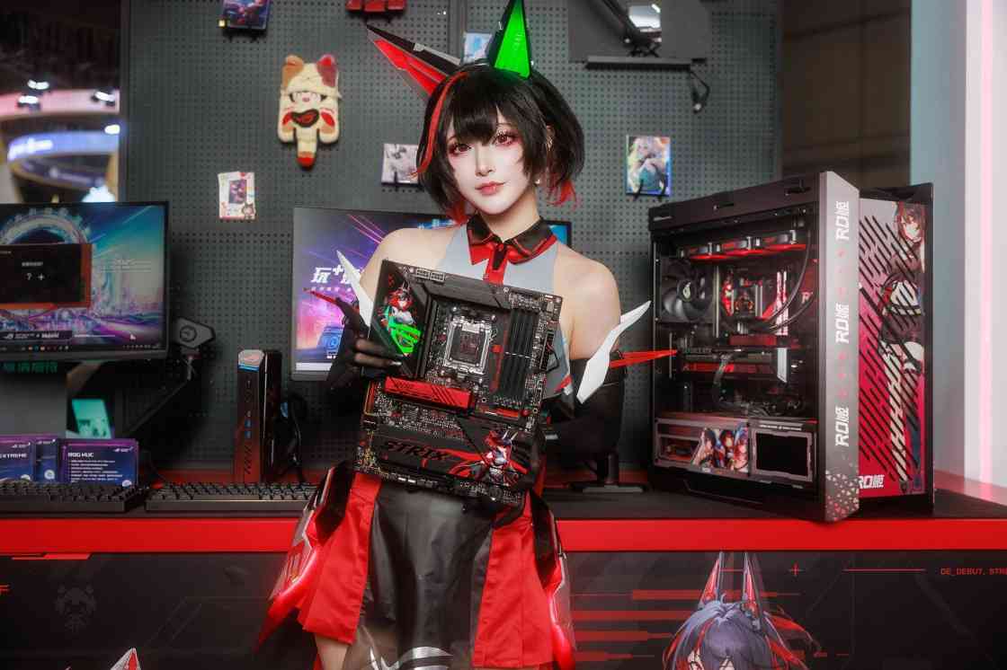 华硕主板BW2025大放异彩 ROG玩+乐园信仰集结 - 幕帆 AI 科技