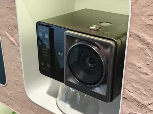 荣耀加冕CES!Vidda C5无界领衔,国产影音军团如何闪耀国际舞台(图3) 荣耀加冕CES!Vidda C5无界领衔,国产影音军团如何闪耀国际舞台(图3)