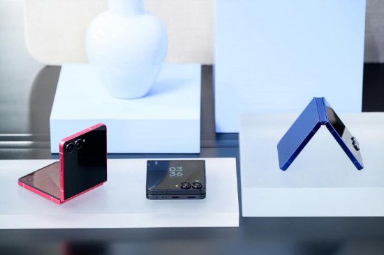 正式开售!三星Galaxy Z Fold7|Z Flip7京东平台保持100%好评率!(图7)