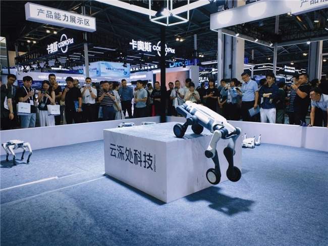 WAIC 2025现场直击：看云深处科技如何将具身智能转化为实际生产力(图4)