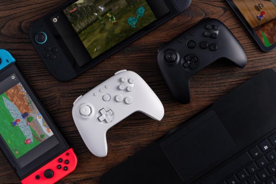 经典重燃：八位堂正式推出64蓝牙手柄(图2)