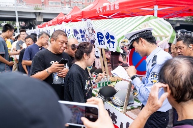 向非机动车不文明行为说“不” 北京政企联动举办交通安全科普系列活动(图3)