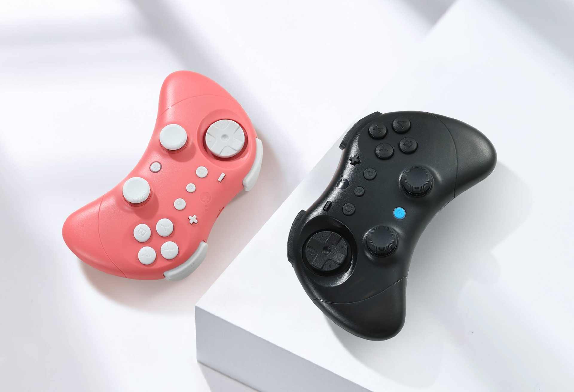 谷粒发布精灵2手柄：全球首款支持 Switch 2 唤醒功能的第三方手柄！(图1)