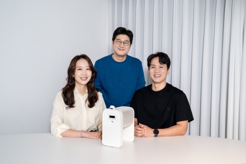 三星绚幕激光投影仪Premiere 5，揭秘指尖玩转巨幕观影的创新逻辑(图1)