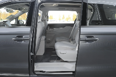 宜商宜家还省油」荣威iMAX8 DMH：搞定所有场合(图5)