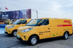 不止能干活！新能源汽车排行爆款上汽大通大拿V1重新定义轻客角色(图6)