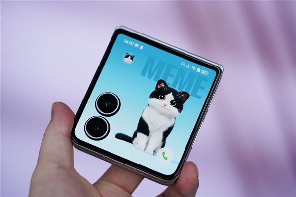 什么手机最好用？荣耀Magic V Flip2带来全新体验(图1)