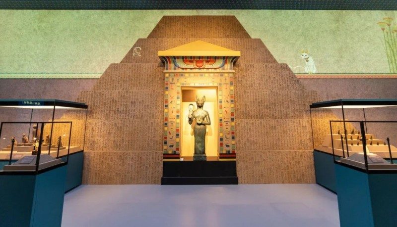 爱普生工程投影机助力上海博物馆“金字塔之巅：古埃及文明大展”刷新文博纪录(图4)