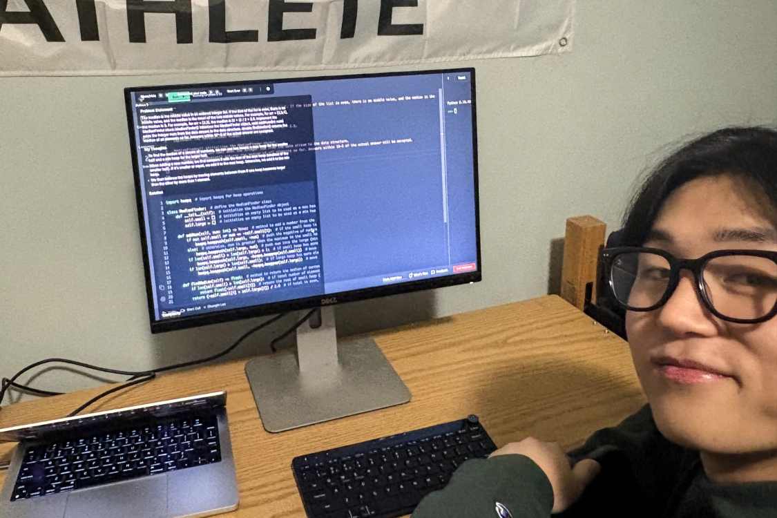 fccb7cc3j00sv3k11015qd000v900kup 哥伦比亚大学两位退学生打造“AI面试作弊神器”,拿下 500 万美元融资(图1)