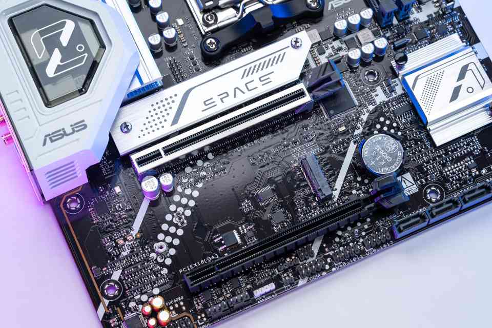 高性价比新选 华硕B850 AYW主板轻松拿捏9500F(图3)