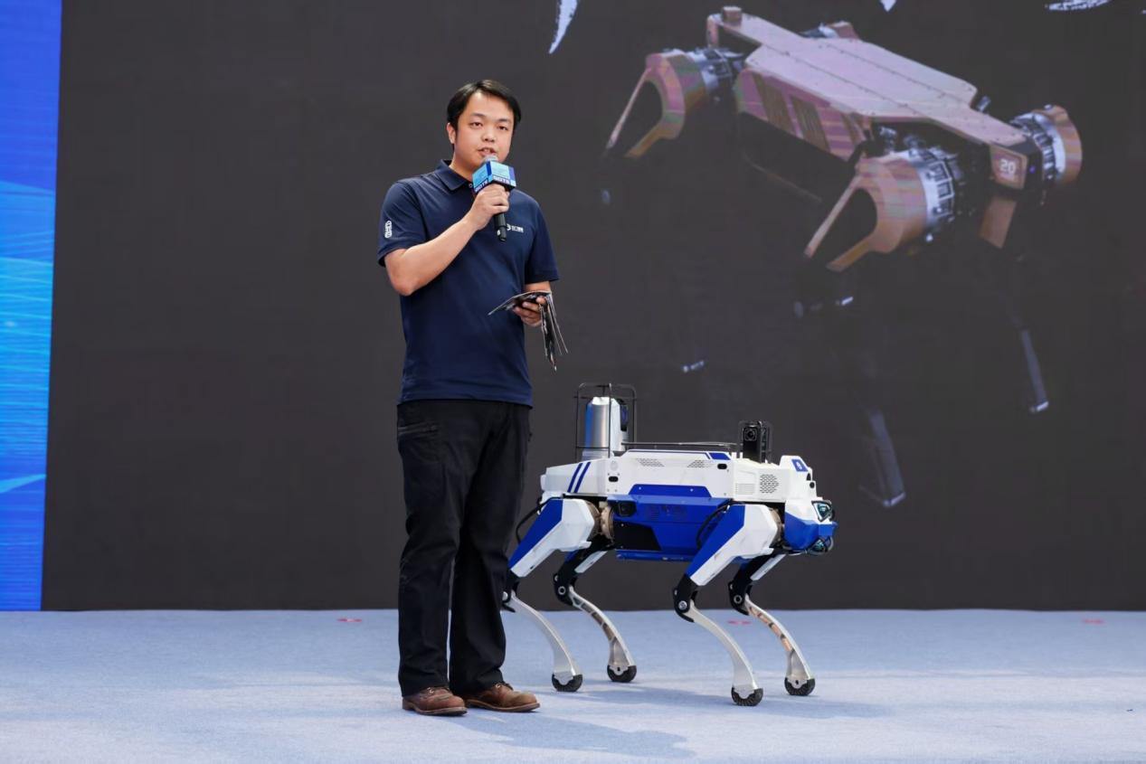 “机器人母港”启航！之江机器人产业服务港打响数贸会当头炮(图4)