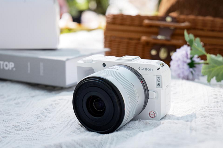 双十一相机攻略！佳能R50V直播相机“囤装备”正当时，享年度好价与满赠礼遇(图2)