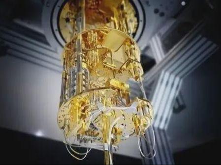 中国自主量子计算机“本源悟空”全球首次运行十亿级 AI 微调大模型(图1)