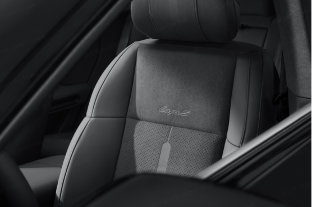 为全球年轻用户打造的“人生Dream Car” 零跑Lafa5预售开启(图6)