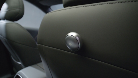 为全球年轻用户打造的“人生Dream Car” 零跑Lafa5预售开启(图9)