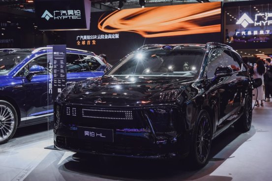 2025广州车展，广汽昊铂HL黑武士版震撼亮相！(图2)