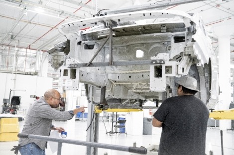 FF汉福德工厂启动首批FX Super One预量产车生产 桥梁战略合龙进入最后阶段(图1)