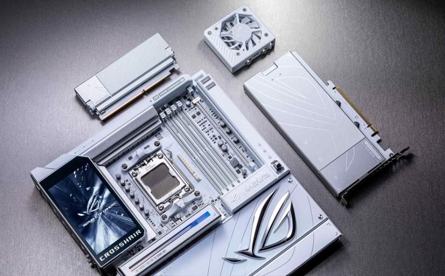 华硕全新AMD 800系列主板亮相CES 2026(图5)